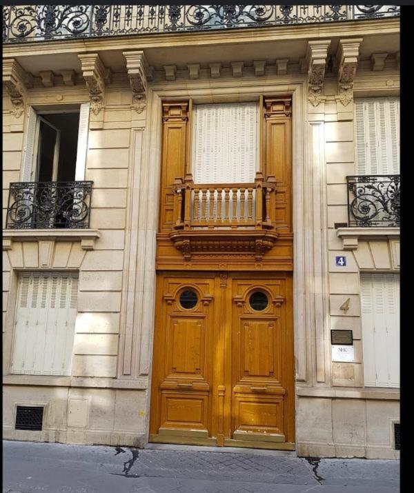 L'avenue Montaigne Parijs